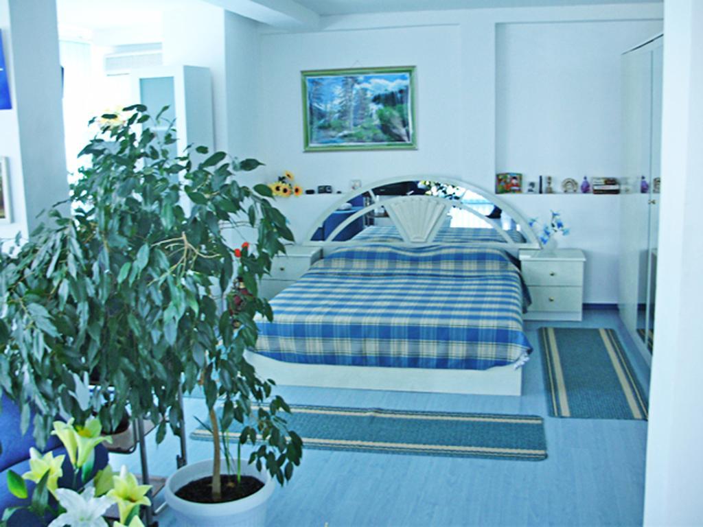 Hotel Rai Obrochishte الغرفة الصورة